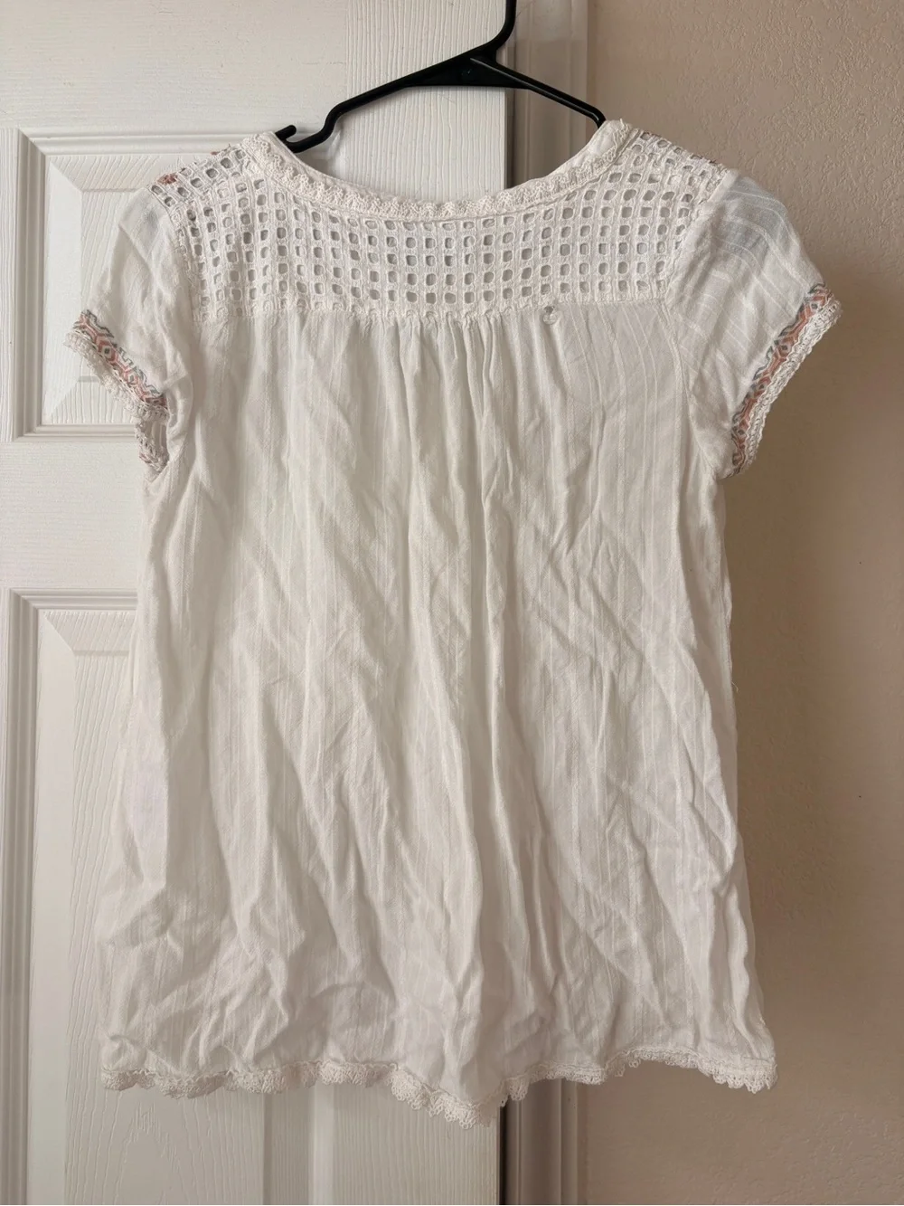 Knox Rose White Cotton Embroidered Peasant Blouse with Tassels - Picture 3 of 4